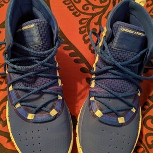 Youth Under Armour High Top Used Sz 6